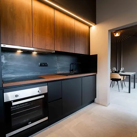 Luxury Penthouse & Terrace - Center