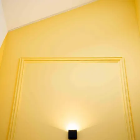 Luxury Penthouse & Terrace - Center Apartman Mons
