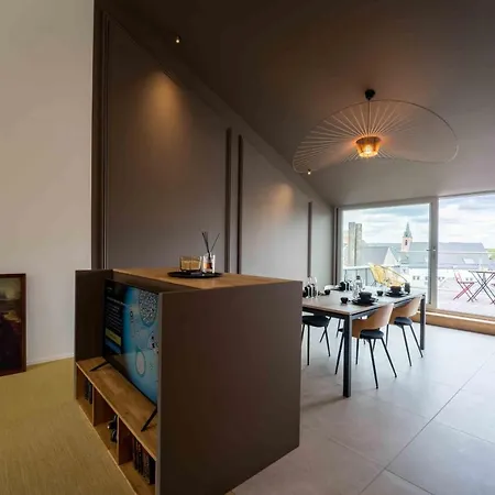 Luxury Penthouse & Terrace - Center