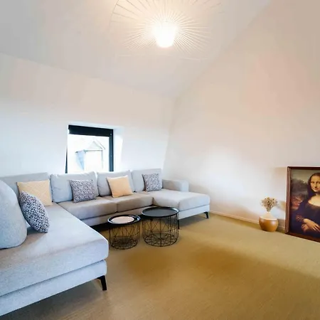 Luxury Penthouse & Terrace - Center Apartment Mons